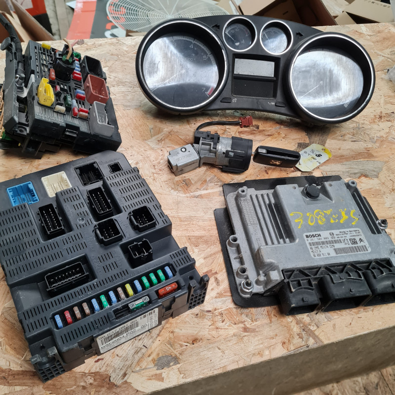 KIT DEMARRAGE PEUGEOT 308 1.6 VTI