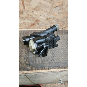 BOITIER THERMOSTAT EAU FORD / PSA