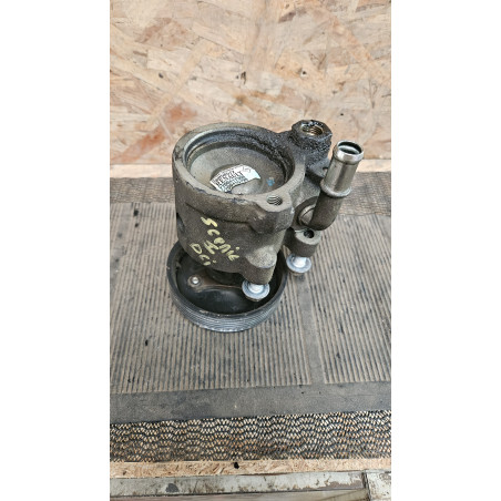 POMPE DIRECTION ASSISTEE RENAULT 