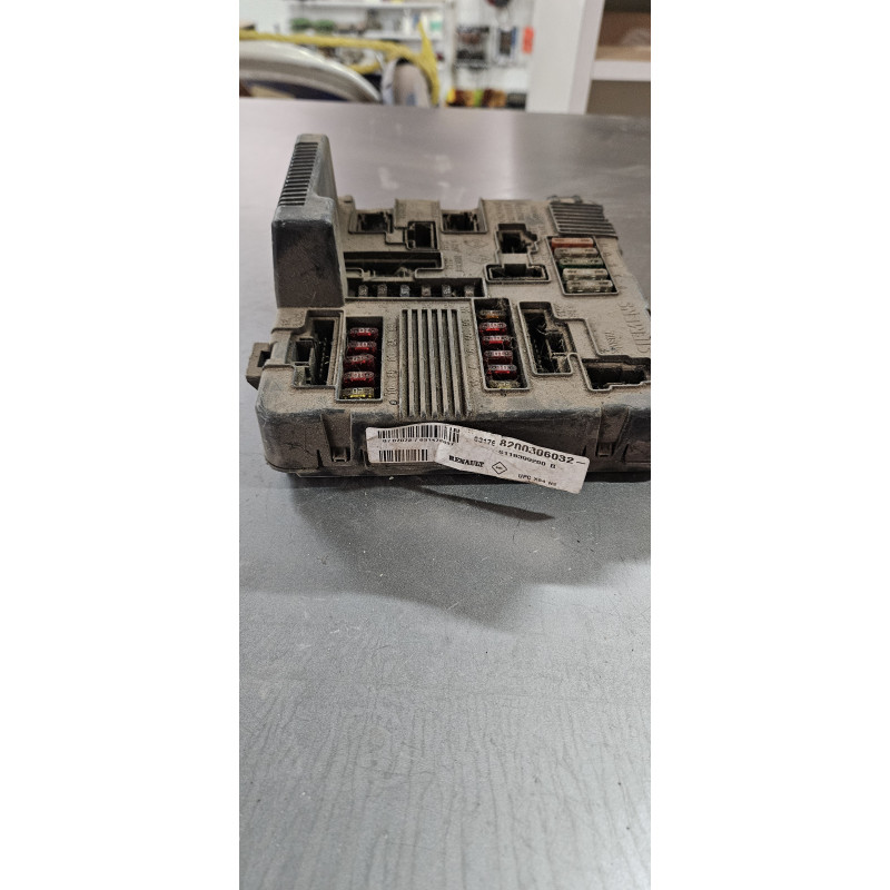 BOITIER UPC RENAULT
