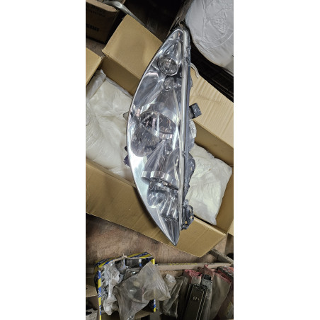 PHARE DROIT PEUGEOT 308 I
