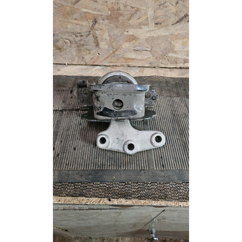 SUPPORT MOTEUR DROIT CITROEN C3