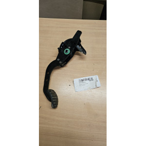 Pédale embrayage Clio II 1.5 DCI