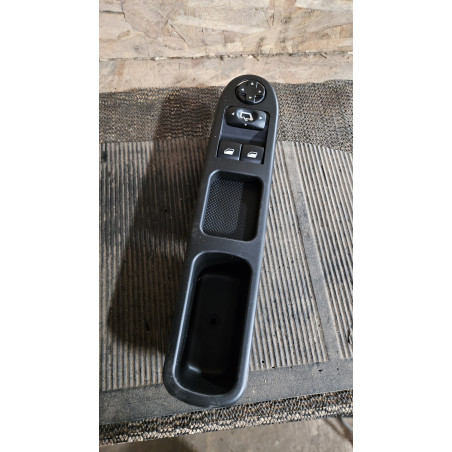 BOUTON LEVE VITRE AVG PEUGEOT - NEUF
