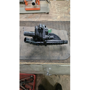 BOITIER THERMOSTAT PSA 1.6 HDI